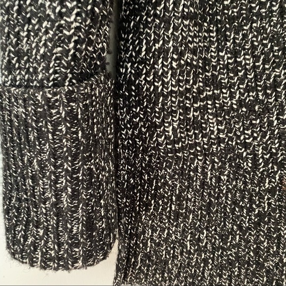 Athleta Shasta Wool Blend Sweater Womens XS - Picture 4 of 7